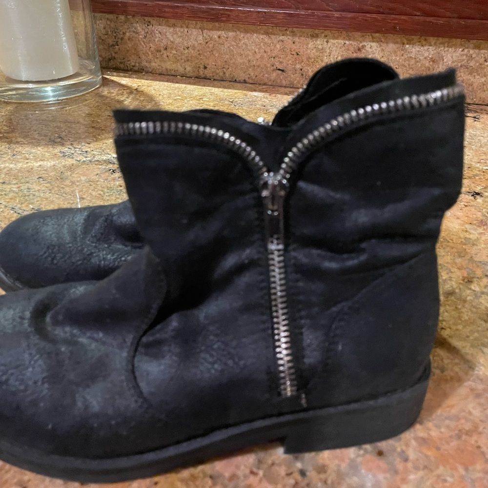 Little Girls Black Booties